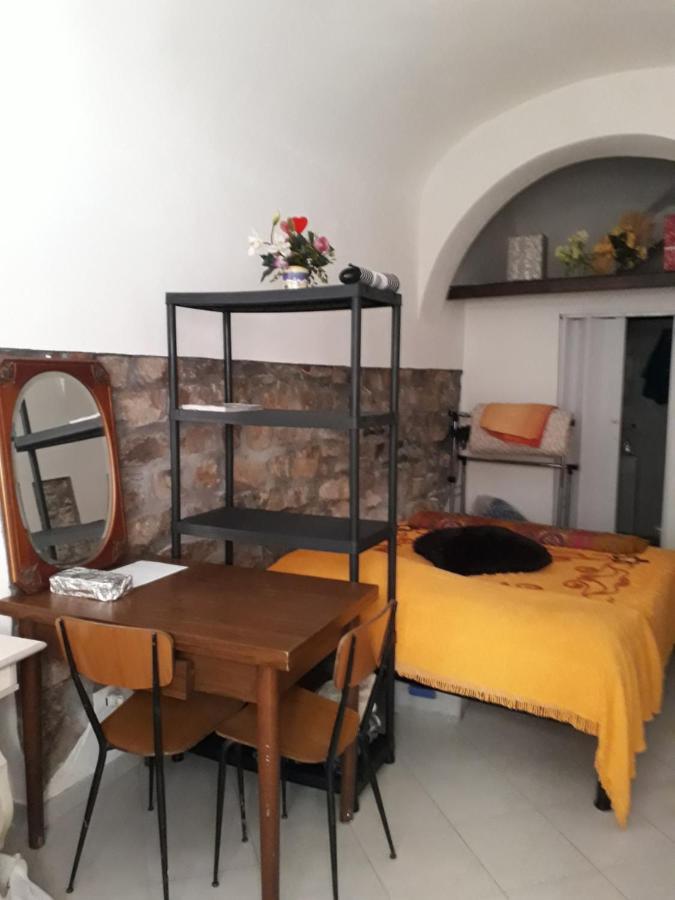 Apartamento La CAVE MEDIEVALE DE San Remo Exterior foto